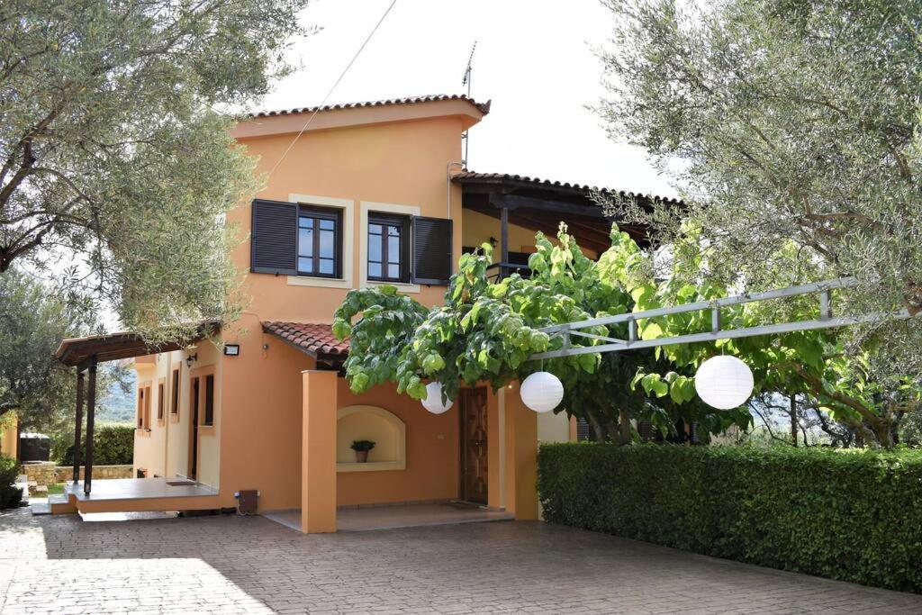 Ampelos Hillside Villa Akrata Exterior photo